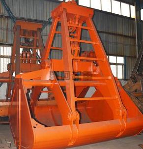 抓斗的拆裝作業(yè)