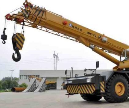 起重設(shè)備在工作時的特點(diǎn)