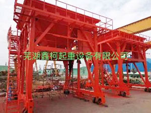 門式起重機(jī)和橋式起重機(jī)之間的區(qū)別